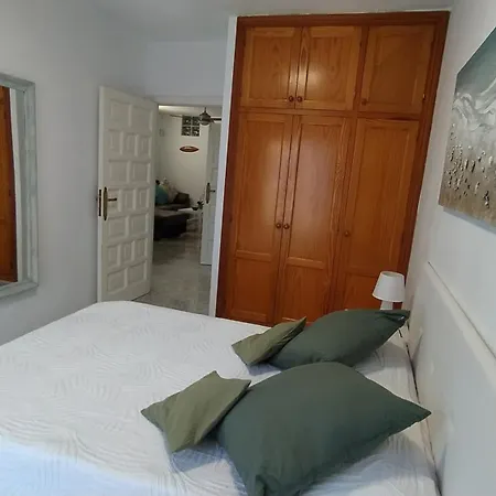 Aprtamento La Costa 아파트 로스 아브리고스